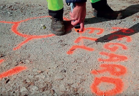 Markirni sprej SOPPEC HYDRO TP ozna�evanje na terenu