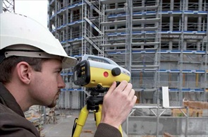 Digitalni Elektronski gradbeni nivelir GEOMAX ZDL700
