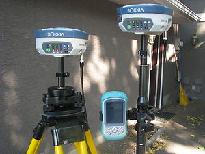 Geodetski GPS SOKKIA GRX2