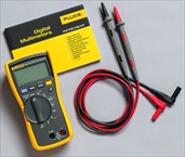 FLUKE 117 pakiranje multimeter digitalni